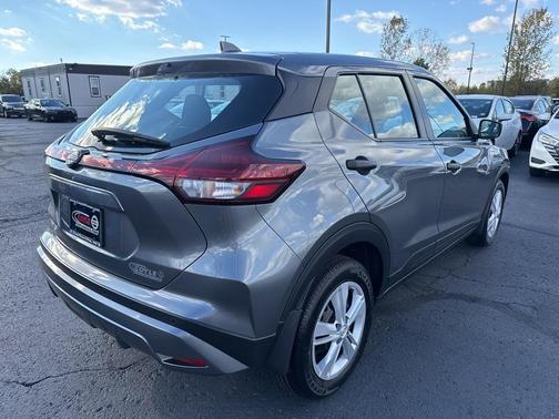 2025 Nissan Kicks Play S