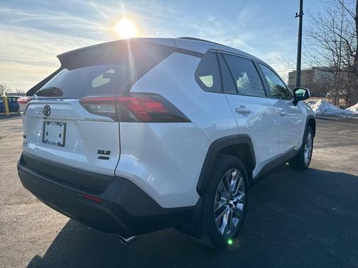 2024 Toyota RAV4 XLE Premium