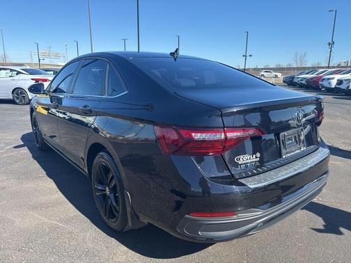 2022 Volkswagen Jetta 1.5T SE