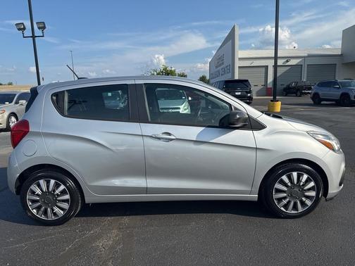 2017 Chevrolet Spark LS