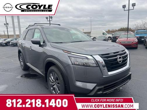 2025 Nissan Pathfinder SV