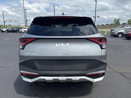 2023 Kia Sportage LX