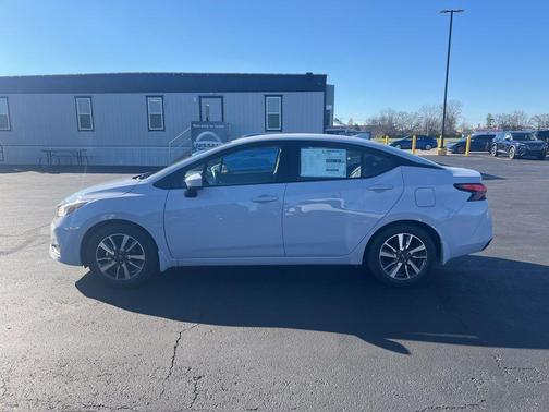 2025 Nissan Versa 1.6 SV
