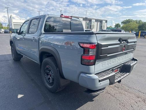 Boulder Gray Metallic 2026 Nissan Frontier PRO-4X