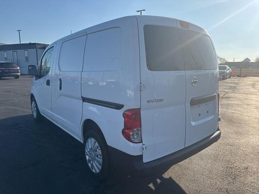 2021 Nissan NV200 S
