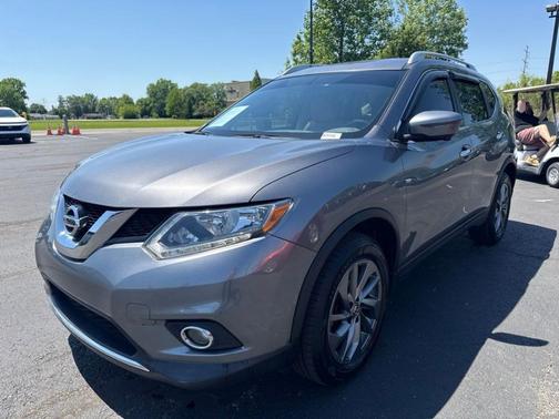 Gun Metallic 2016 Nissan Rogue SL