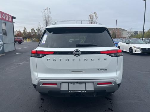 2025 Nissan Pathfinder Platinum