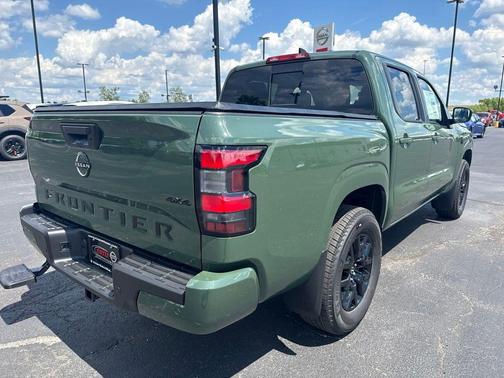 Tactical Green Metallic 2026 Nissan Frontier SV