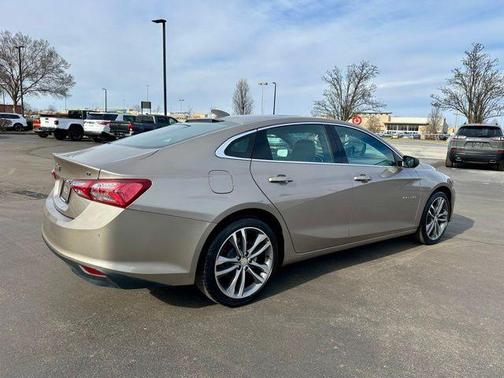 Mineral Gray Metallic 2023 Chevrolet Malibu 2LT