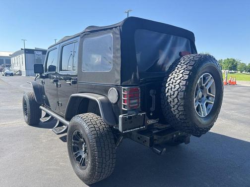 Black Clearcoat 2016 Jeep Wrangler Unlimited Sport