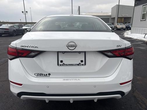 2024 Nissan Sentra SV