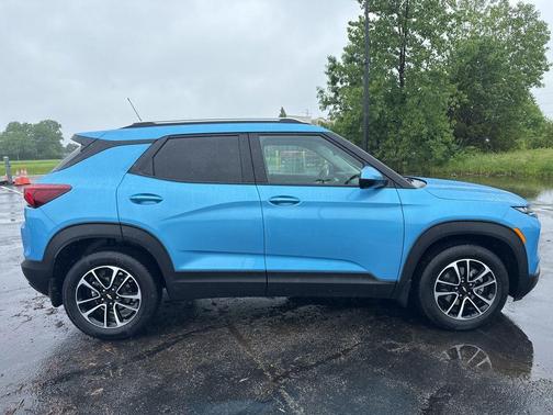 Marina Blue 2025 Chevrolet Trailblazer LT