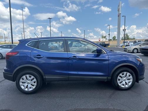 2018 Nissan Rogue Sport S
