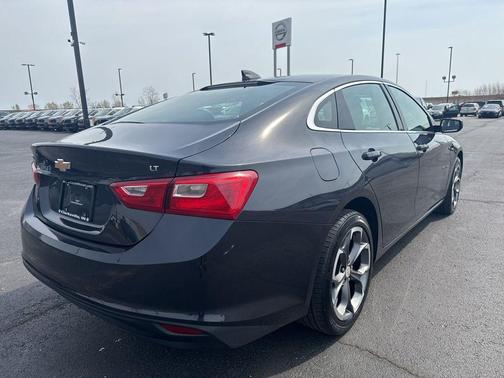 Dark Ash Metallic 2023 Chevrolet Malibu LT