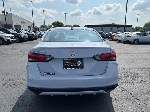 2025 Nissan Versa 1.6 SV