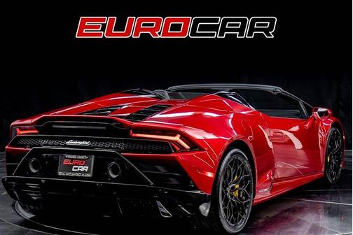 Photo 5 of 32 of 2021 Lamborghini Huracan EVO Base