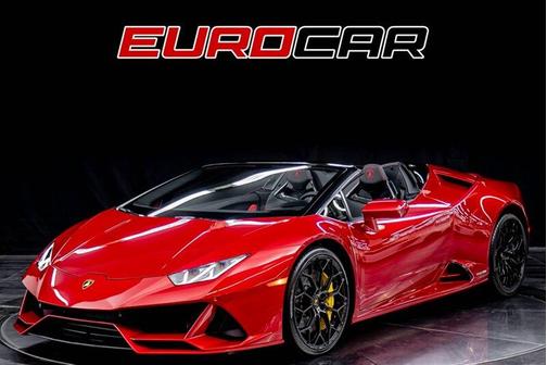 Photo 1 of 32 of 2021 Lamborghini Huracan EVO Base
