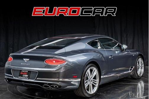 Photo 5 of 32 of 2022 Bentley Continental GT V8
