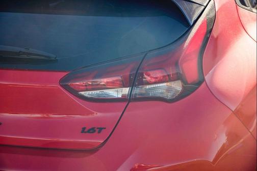2020 Hyundai Veloster Base