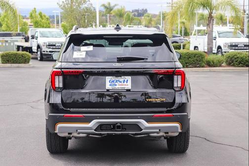 Agate Black Metallic 2026 Ford Explorer Tremor