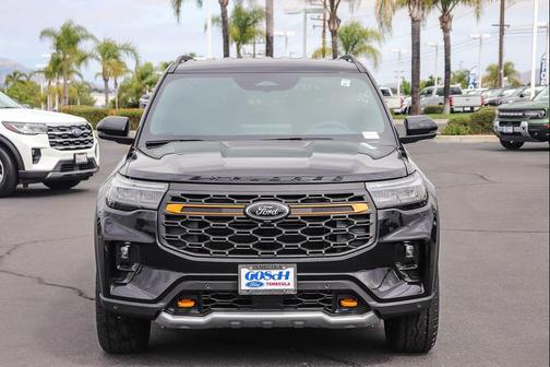 Agate Black Metallic 2026 Ford Explorer Tremor