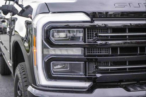 2026 Ford F-250 Platinum