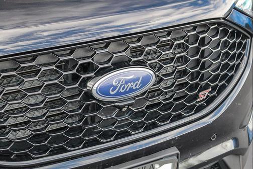 2020 Ford Edge ST