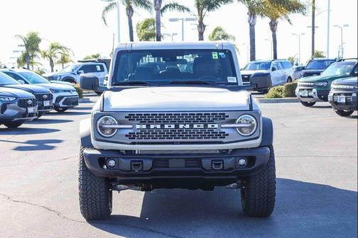 Desert Sand 2026 Ford Bronco Badlands