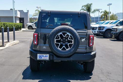Marsh Gray 2026 Ford Bronco Outer Banks