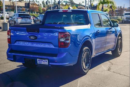 2026 Ford Maverick Lobo Standard