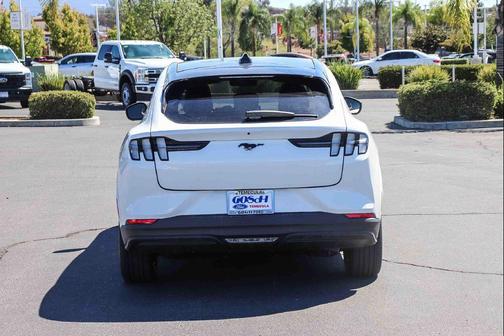 Star White Metallic Tri-Coat 2026 Ford Mustang Mach-E Premium