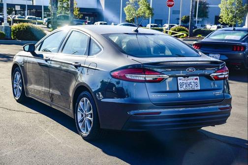 2020 Ford Fusion Plug-In Hybrid Titanium