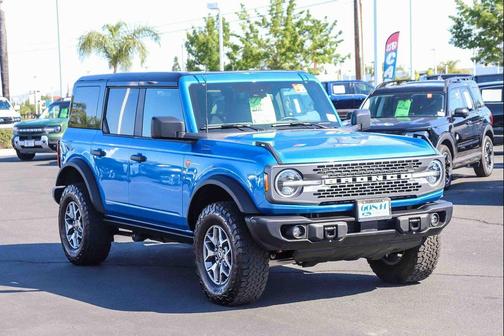 Blue Metallic 2025 Ford Bronco Badlands