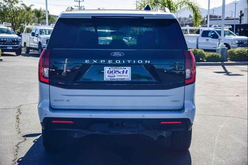 2025 Ford Expedition Max Active 4x4