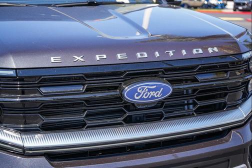 Gray Metallic 2025 Ford Expedition Max Platinum