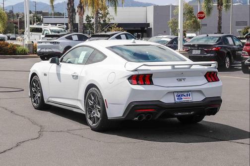 Oxford White 2026 Ford Mustang GT Premium