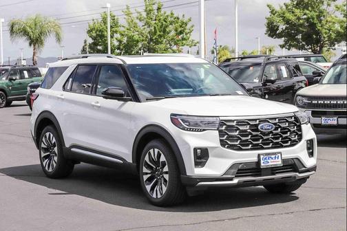 Star White Metallic Tri-Coat 2026 Ford Explorer Platinum