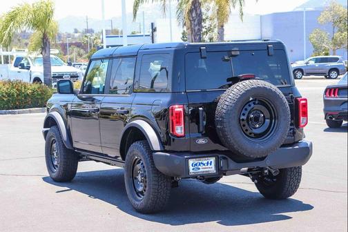 Shadow Black 2026 Ford Bronco Big Bend