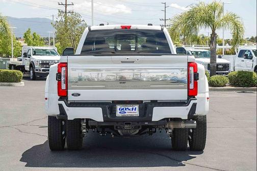 Star White Metallic Tri-Coat 2025 Ford F-450 Platinum