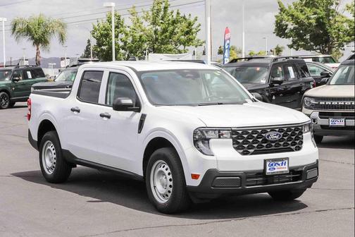 Oxford White 2026 Ford Maverick XL