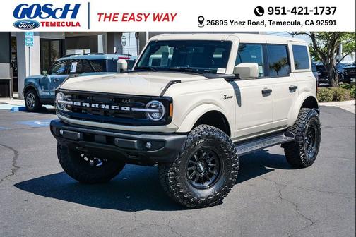 Desert Sand 2026 Ford Bronco Outer Banks