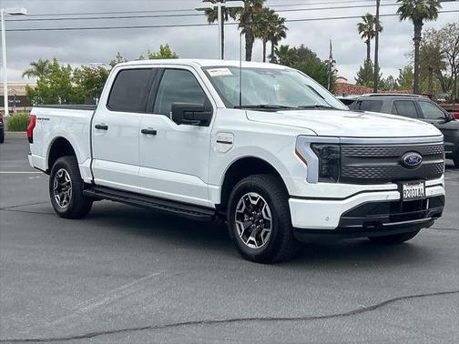 2023 Ford F-150 Lightning XLT