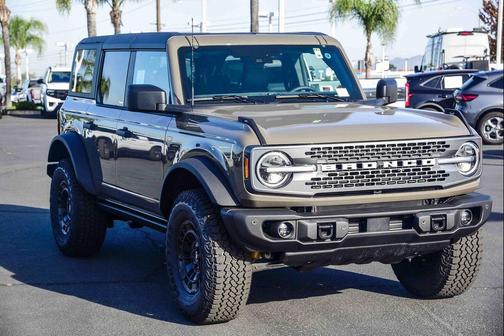 Marsh Gray 2026 Ford Bronco Badlands