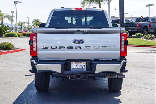 Iconic Silver Metallic 2023 Ford F-350 Lariat
