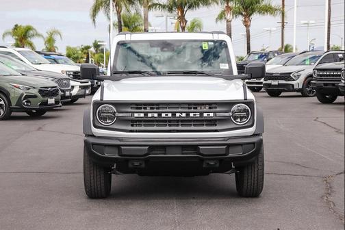Oxford White 2026 Ford Bronco Big Bend