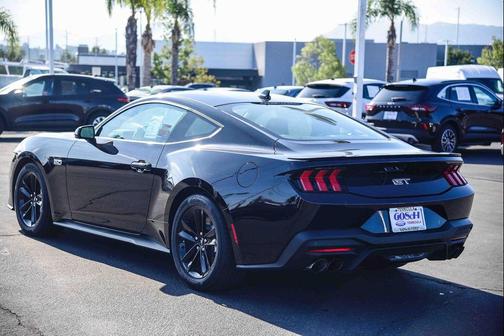 2025 Ford Mustang GT