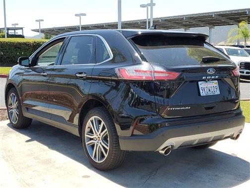 Agate Black Metallic 2024 Ford Edge Titanium
