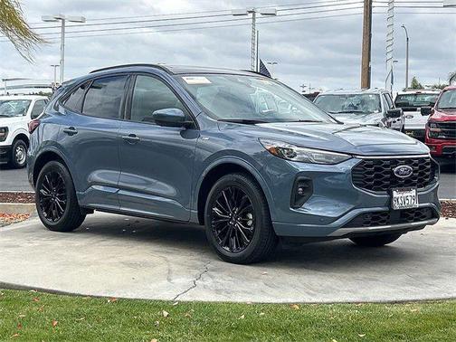 2024 Ford Escape ST-Line Elite