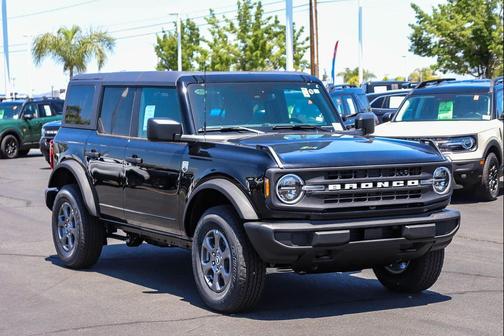Shadow Black 2026 Ford Bronco Big Bend