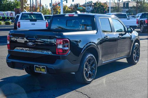 2025 Ford Maverick Lariat